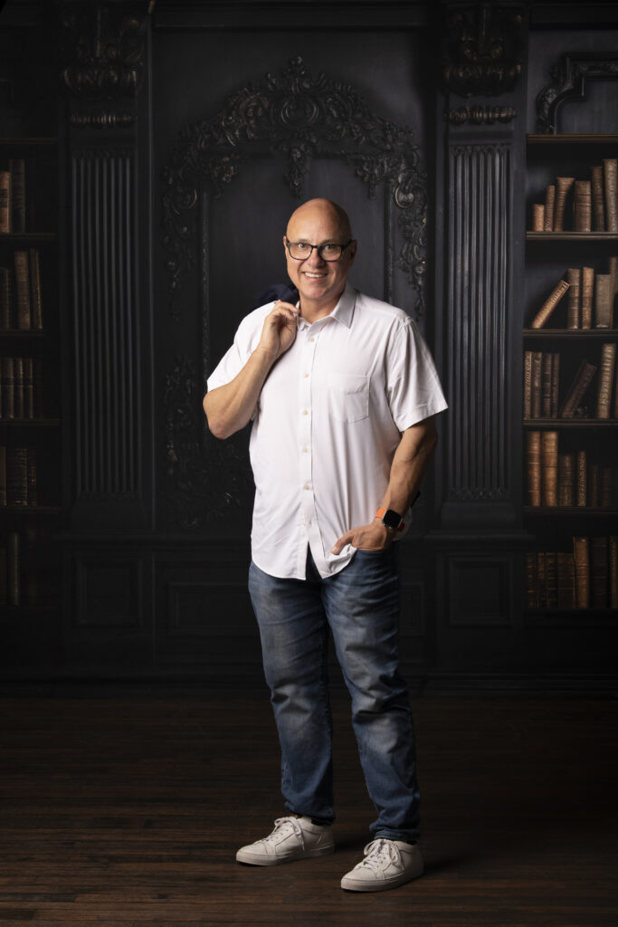 Oscar Elizondo entrepreneur and contractor image
